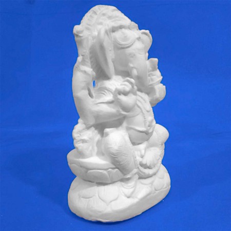 Ganesha com pedestal de pedras 15cm Escultura de Gesso